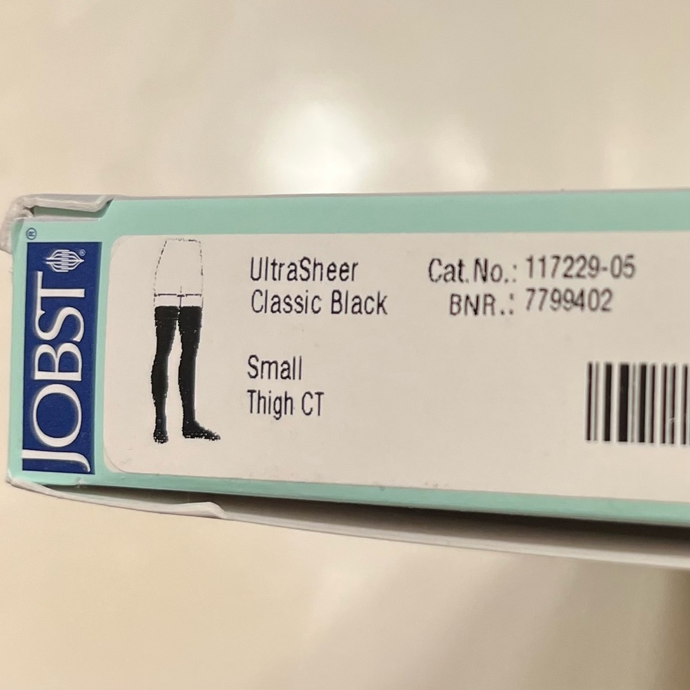Jobst UltraSheer Compression Thigh Stockings - Black with Lace top 8-15 mmHg - Picture 4 of 11